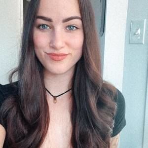 Meet your Posher, Brenna